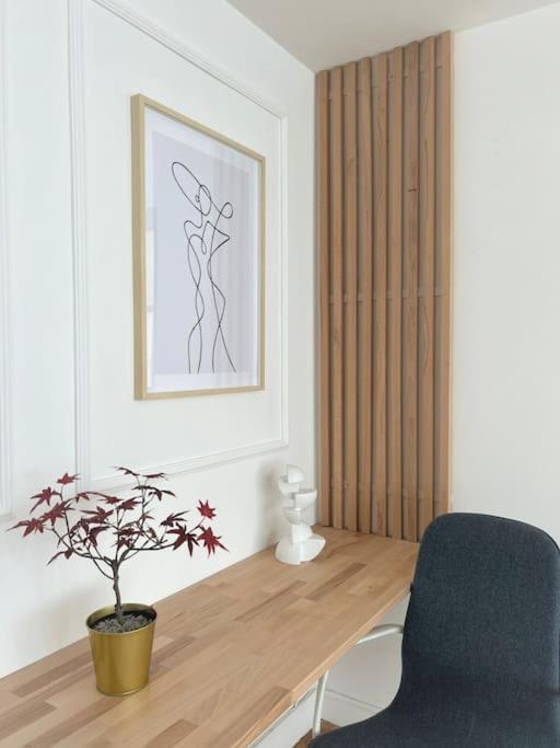 דירות Sublime Flat - Heart Of Paris - Le Marais מראה חיצוני תמונה